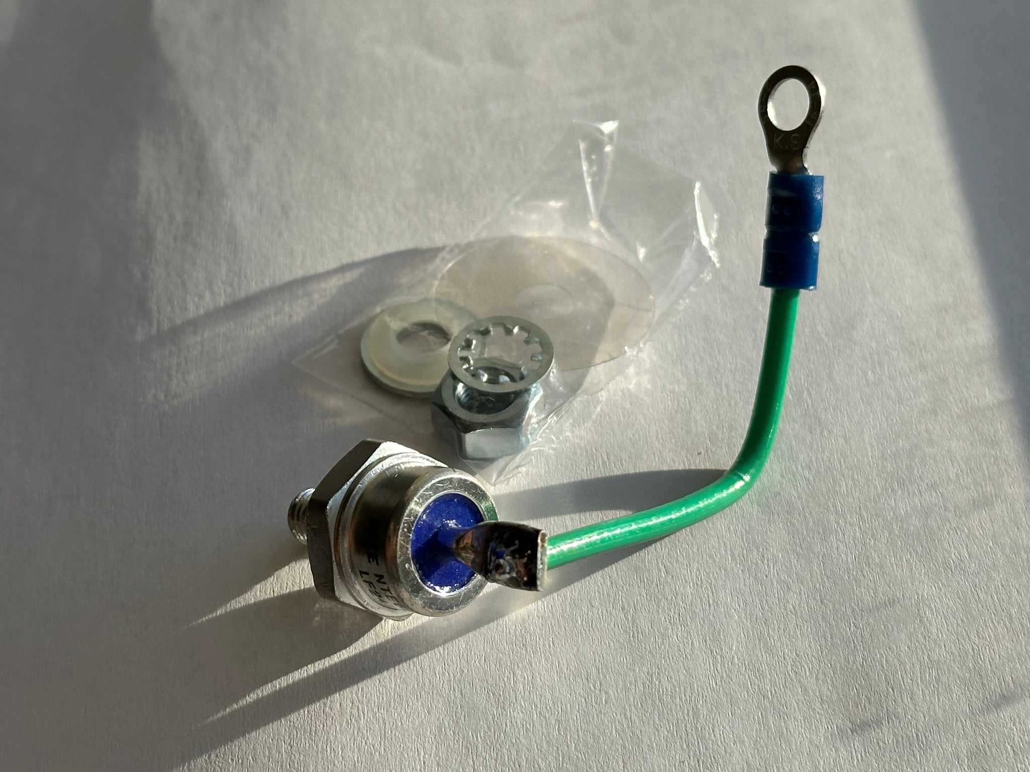 Schottky diode with green pigtail